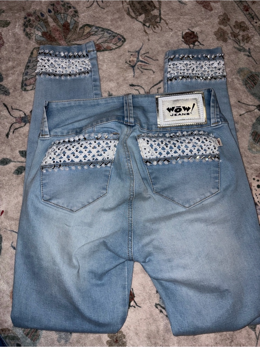 WOW! Jeans Light Wash Rhinestone Lace Colombian Skinny Jeans Size 6